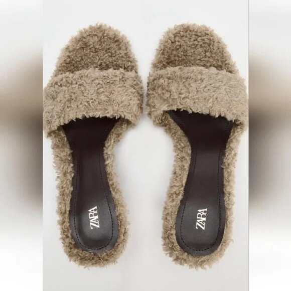 ZARA KITTEN HEEL SANDALS - Picture 1 of 5